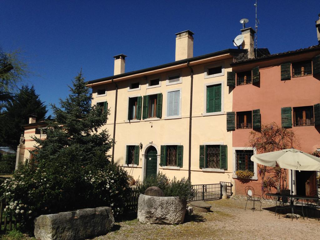 Agriturismo Corte Pellegrini San Martino Buon Albergo Buitenkant foto