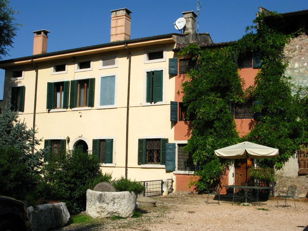 Agriturismo Corte Pellegrini San Martino Buon Albergo Buitenkant foto