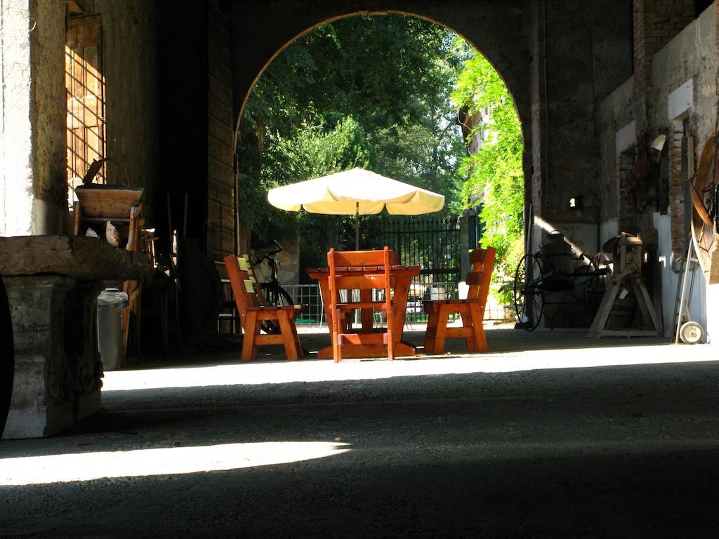 Agriturismo Corte Pellegrini San Martino Buon Albergo Buitenkant foto