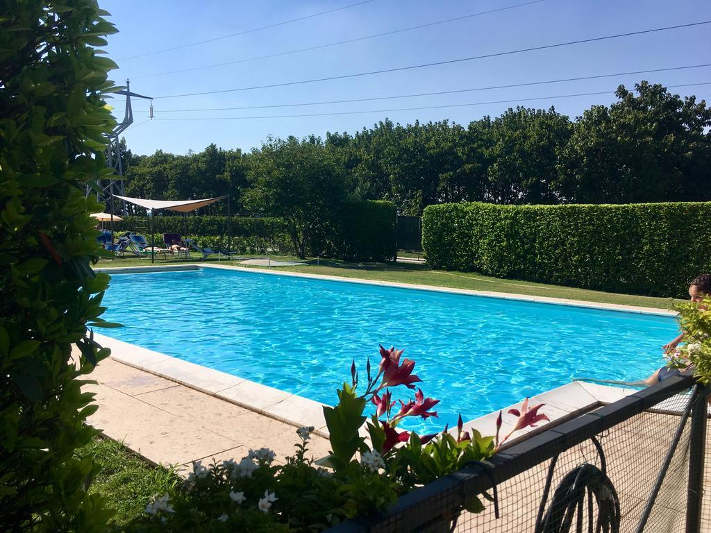 Agriturismo Corte Pellegrini San Martino Buon Albergo Buitenkant foto